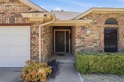 6207 Declaration Drive, Arlington TX 76002 - Photo 4