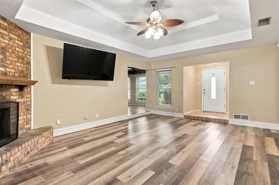 135 Meadow Ridge Drive, Cedar Hill TX 75104 - Photo 2