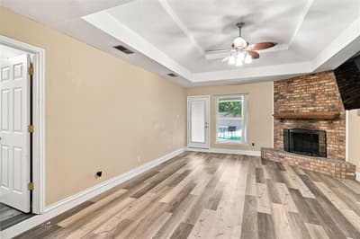 135 Meadow Ridge Drive, Cedar Hill TX 75104 - Photo 4