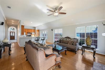 1004 Tennison Drive, Euless TX 76039 - Photo 2