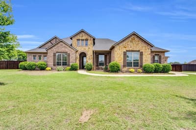 102 Willowbrook Drive, Waxahachie TX 75165