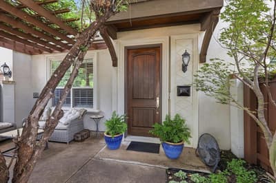 605 Montgomery Street, Fort Worth TX 76107 - Photo 2