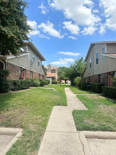 2240 TARPLEY Road # 284, Carrollton TX 75006 - Photo 4