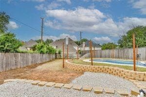 3910 Kingsferry Court, Arlington TX 76016 - Photo 3