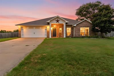 833 Greenwood Circle, Lindale TX 75771