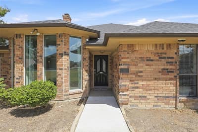3802 Cromwell Drive, Carrollton TX 75007 - Photo 3