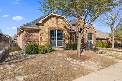 433 Castle Street, DeSoto TX 75115 - Photo 2