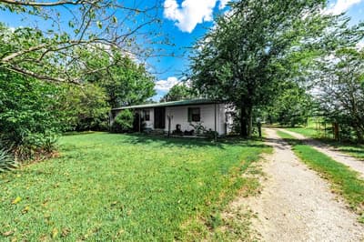 7801 W Interstate Highway 30, Cumby TX 75433 - Photo 2