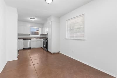 2020 Fordham Lane, Denton TX 76201 - Photo 5