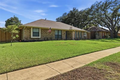 2808 Fountain Head Drive, Plano TX 75023 - Photo 3