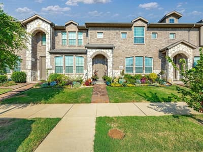 3049 Solana Circle, Denton TX 76207 - Photo 2