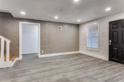 2625 Frazier Avenue, Fort Worth TX 76110 - Photo 3