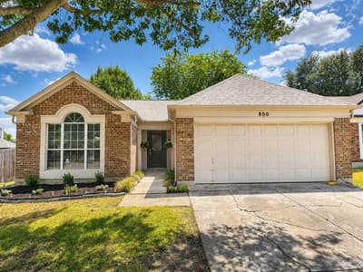 800 Bracken Place, Arlington TX 76017