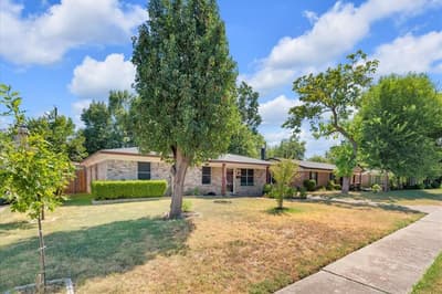 2210 Starlite Lane, Irving TX 75061 - Photo 3