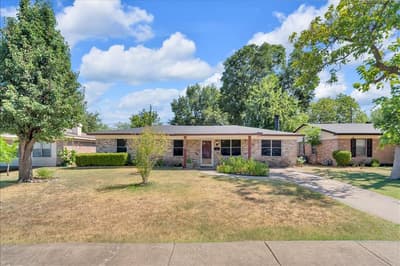 2210 Starlite Lane, Irving TX 75061