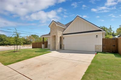 801 Tierney, Fort Worth TX 76112 - Photo 2