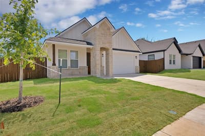 801 Tierney, Fort Worth TX 76112 - Photo 3