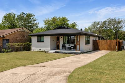 2915 Clinton Avenue, Fort Worth TX 76106 - Photo 2