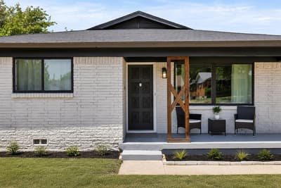2915 Clinton Avenue, Fort Worth TX 76106