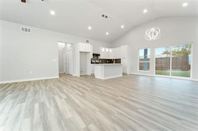 11915 Carson, Balch Springs TX 75180 - Photo 4
