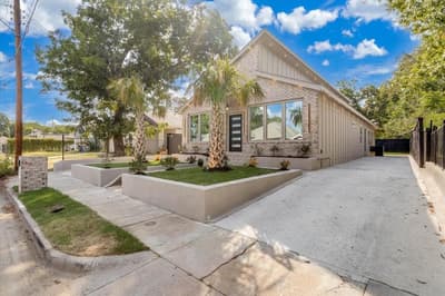 2726 Carpenter Avenue, Dallas TX 75215 - Photo 2