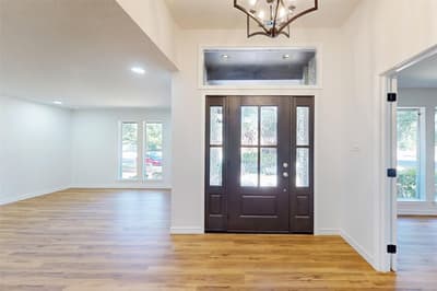 6851 Shorecrest Court, Fort Worth TX 76132 - Photo 4