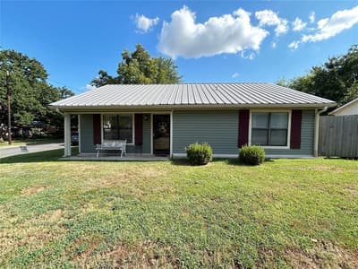 601 Locust Street S, Sulphur Springs TX 75482