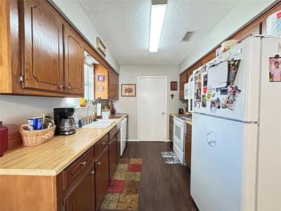 601 Locust Street S, Sulphur Springs TX 75482 - Photo 5