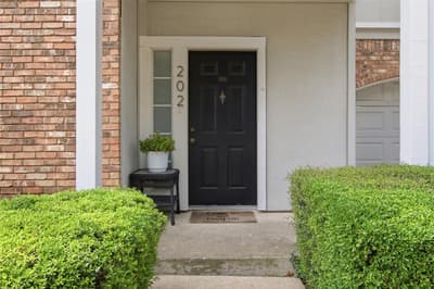 14400 Montfort Drive # 202, Dallas TX 75254 - Photo 2