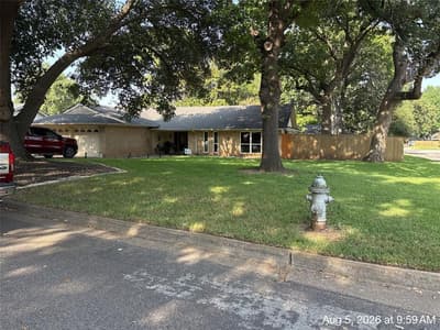 3900 Lynbrook Lane, Arlington TX 76015