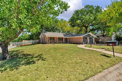601 State Street, Weatherford TX 76086 - Photo 2