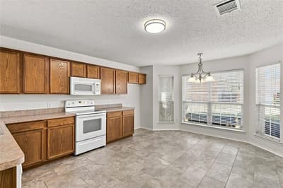 9900 Carter Drive, McKinney TX 75072 - Photo 5