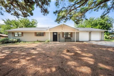 202 Lone Star Street, Joshua TX 76058