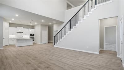 4915 SIMMENTAL Drive, Arlington TX 76001 - Photo 5