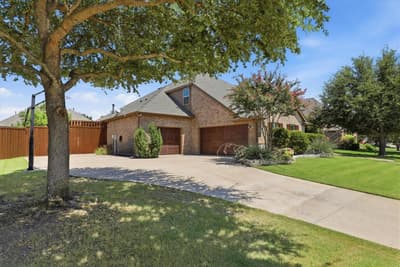 425 Waters Edge Way, Murphy TX 75094 - Photo 2