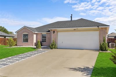 2603 Clark Drive, Corinth TX 76210 - Photo 2