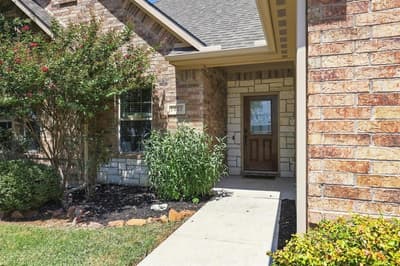 1407 Monfort Drive, Sherman TX 75092 - Photo 2