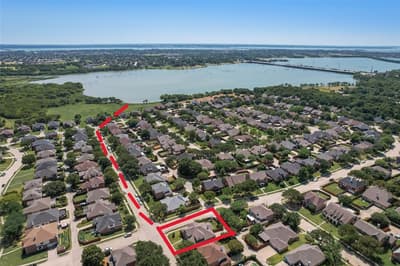 5214 Alazan Bay Drive, Rowlett TX 75089 - Photo 2