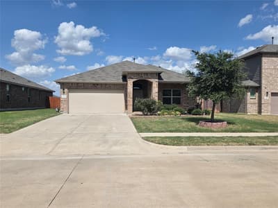 1215 Pacifica Trail, Cleburne TX 76033 - Photo 2