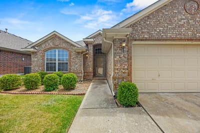 9313 Norfolk Lane, McKinney TX 75071 - Photo 2