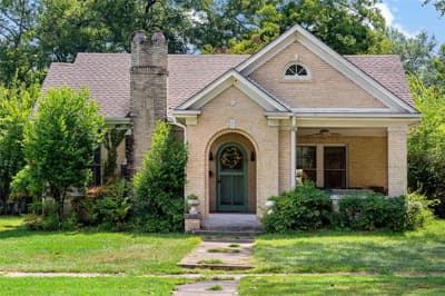 610 Fitzhugh, Paris TX 75460