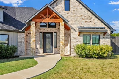 8023 Pennington, Fort Worth TX 76126 - Photo 3
