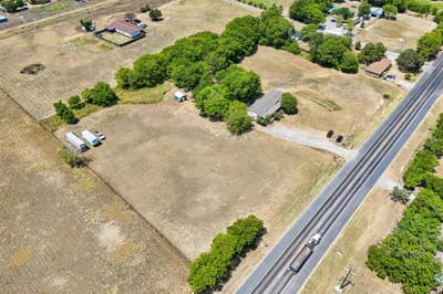5433 State Highway 160, Whitewright TX 75491 - Photo 4