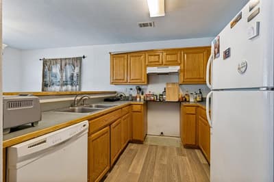 11001 Shady Oaks Drive, Runaway Bay TX 76426 - Photo 5