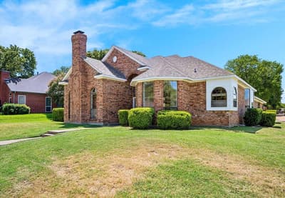 1902 Buffalo Bend Drive, Lewisville TX 75067 - Photo 2