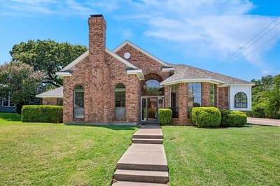 1902 Buffalo Bend Drive, Lewisville TX 75067