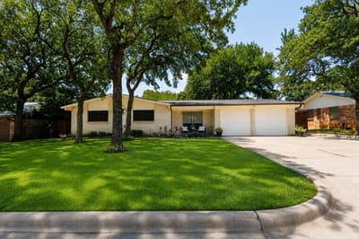 64 Somerset Terrace, Bedford TX 76022