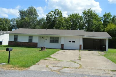 3321 Eastland Avenue, Greenville TX 75402 - Photo 2