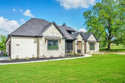 1028 Henry Way, Springtown TX 76082 - Photo 2