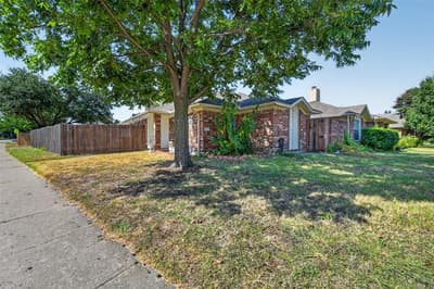 583 Kirkland Drive, Coppell TX 75019 - Photo 2